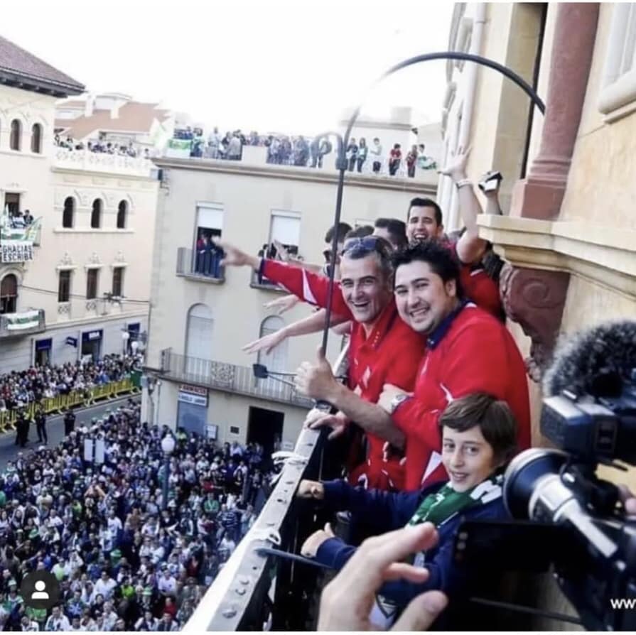 balcon ayuntamiento elche ruben maestre elchecf